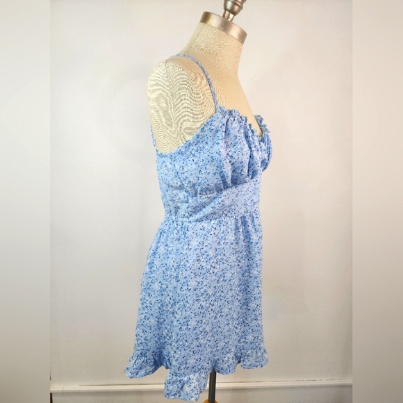 Trixxi Women's Sky Blue Flowy Floral Adjustable Spaghetti Strap Rompers, sz LG - Picture 13 of 16